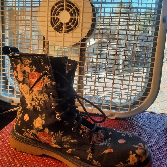 Deb Shoes - Womens shoe